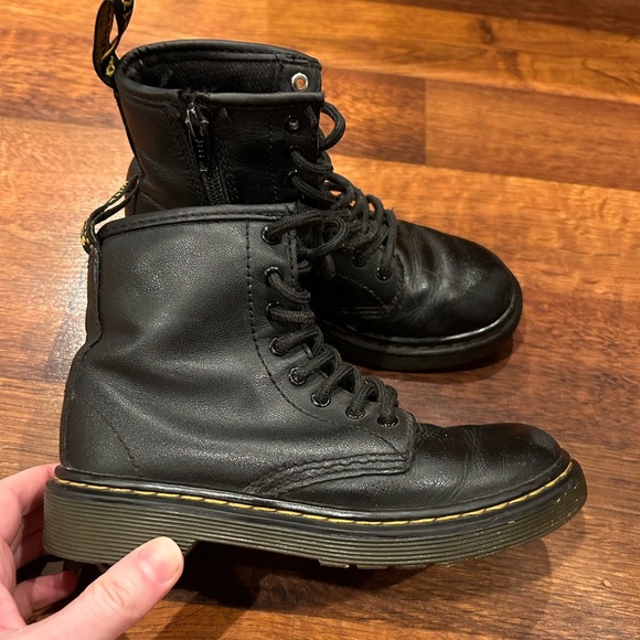 Kids Dr. Martens Leather Lace-up Boots Zipper Side Size 13 Boys Girls Black - Picture 1 of 11